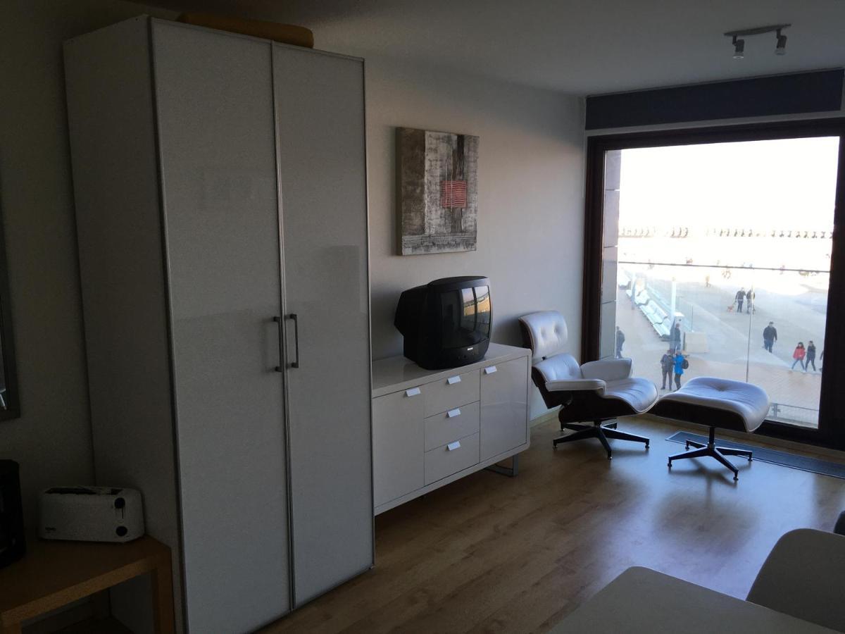 Prachtige Studio Met Havenzicht 奥斯滕德 外观 照片